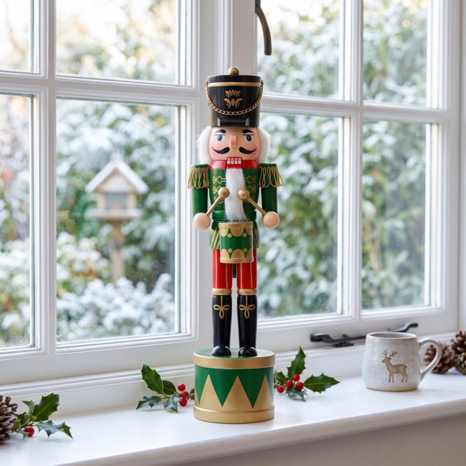 Patung Kayu Prajurit Nutcracke - Nutcracker Figurine ulasan dan harga